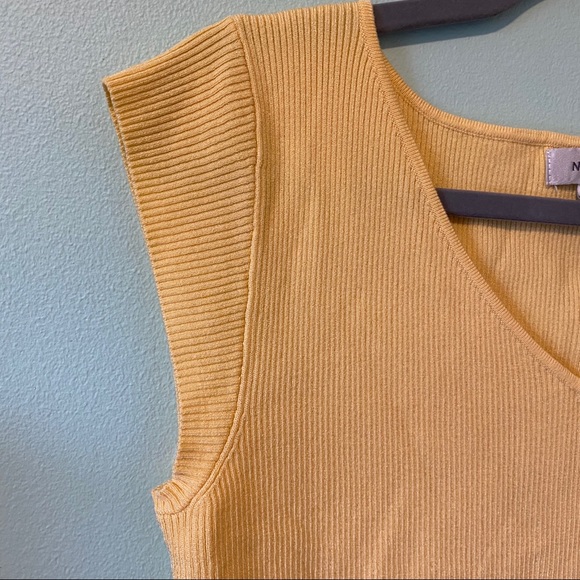 🌸 4 for $10 🌸 Nine West Sweater Tank Top - Picture 3 of 4